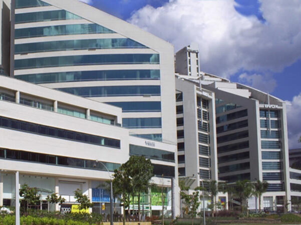 Lugar de formación de NobleProg, Ciudad Medellín - San Fernando Plaza